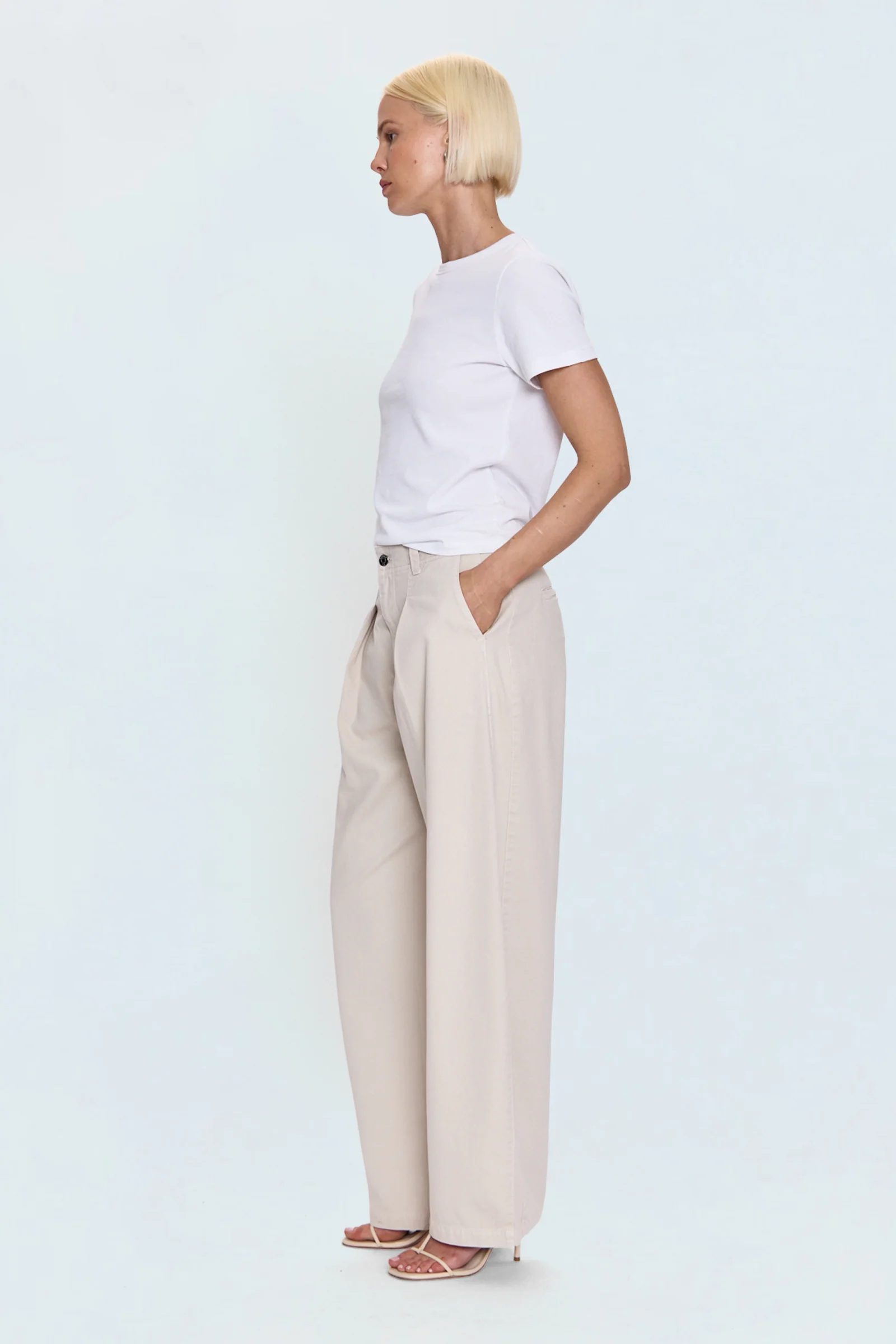Eden Pleated Barrel Trouser – Parchment - Image 3